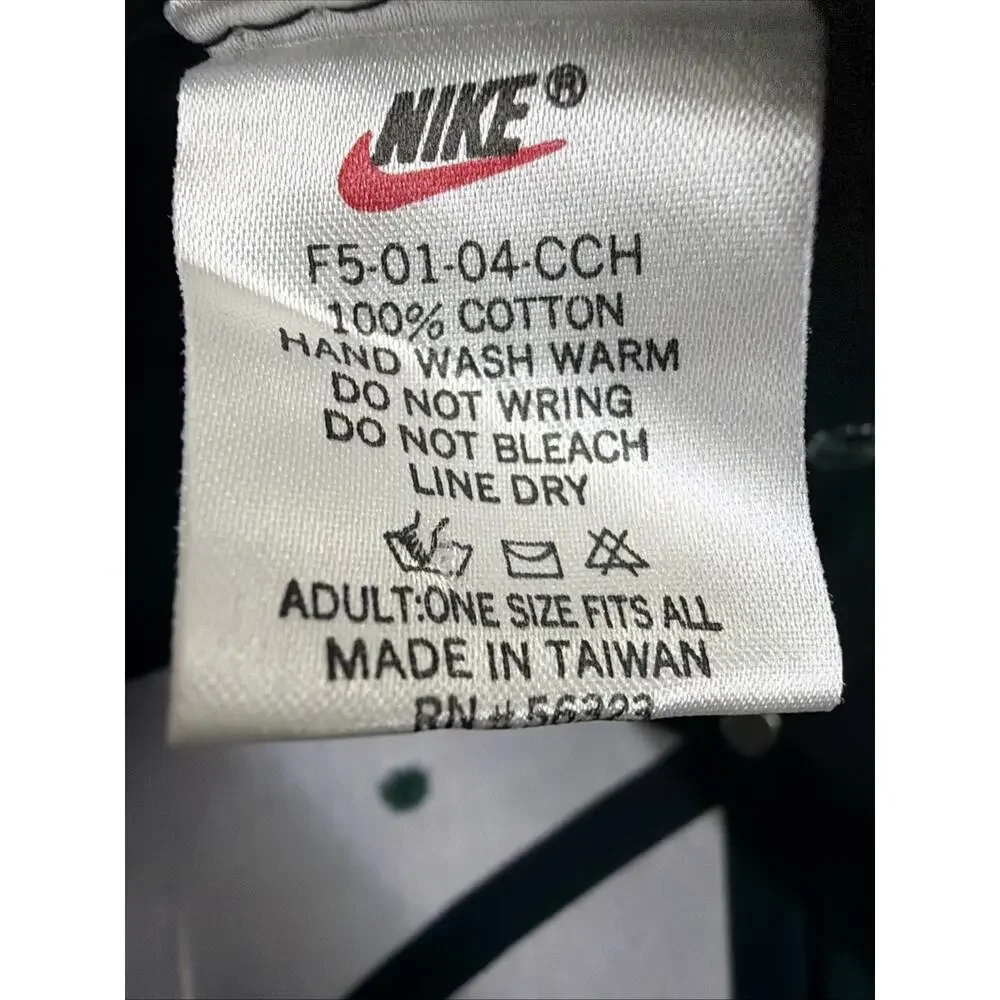 Vintage Nike Hat Cap Green Center Swoosh Snap Back White Tag F5-01-04-CCH #56323